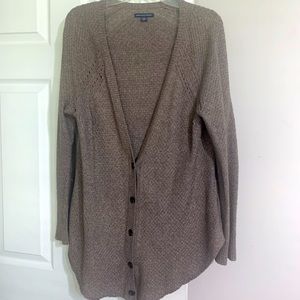 American Eagle Cardigan. Size L.